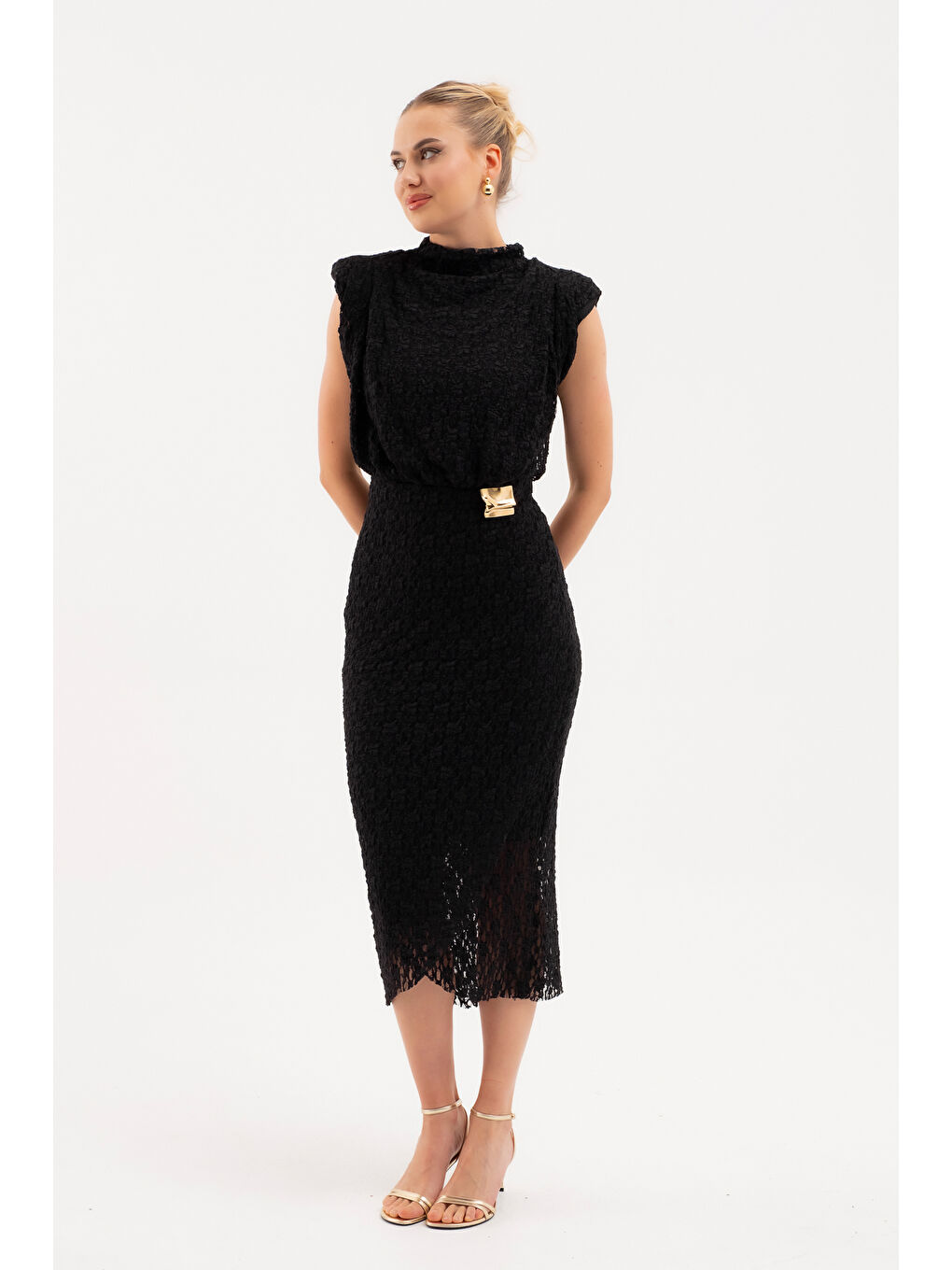 Kadın Siyah Gold Broşlu Dantel Elbise-1