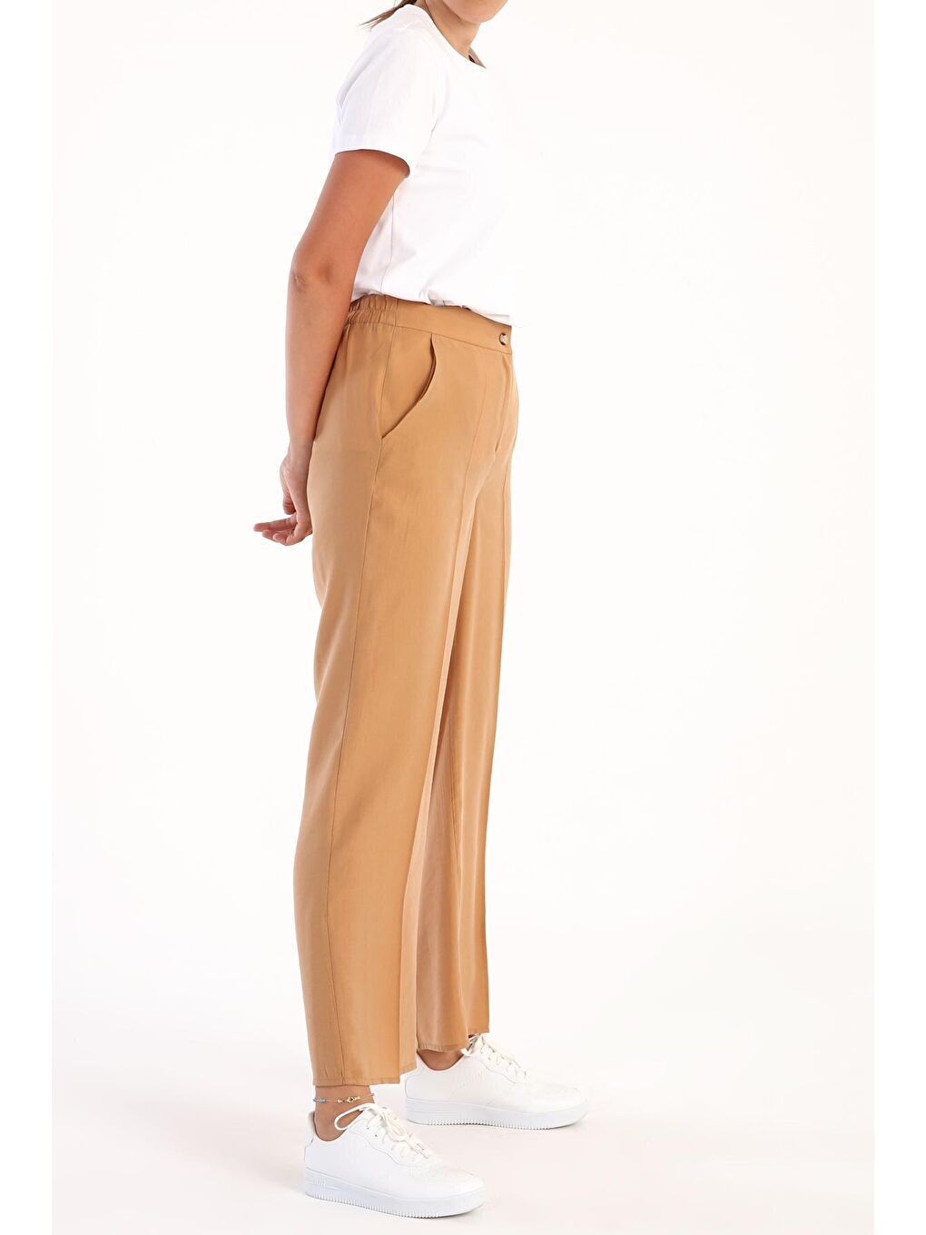 Bej Bisküvi Ütü İzli Boru Paça Pantolon-4