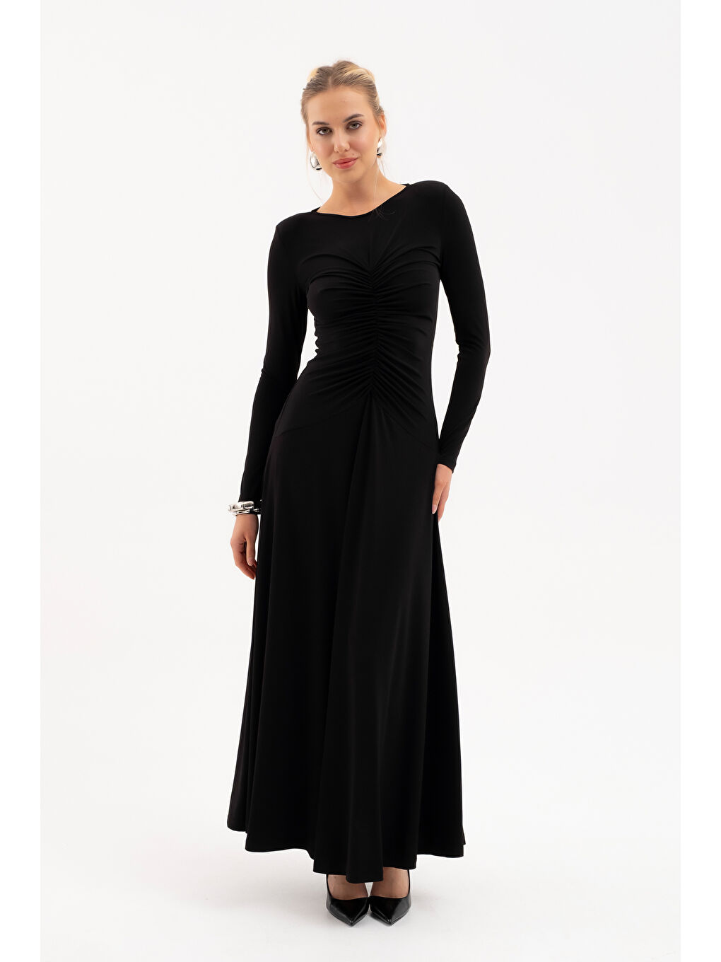 Kadın Siyah V Yaka Büzgülü Uzun Elbise-2