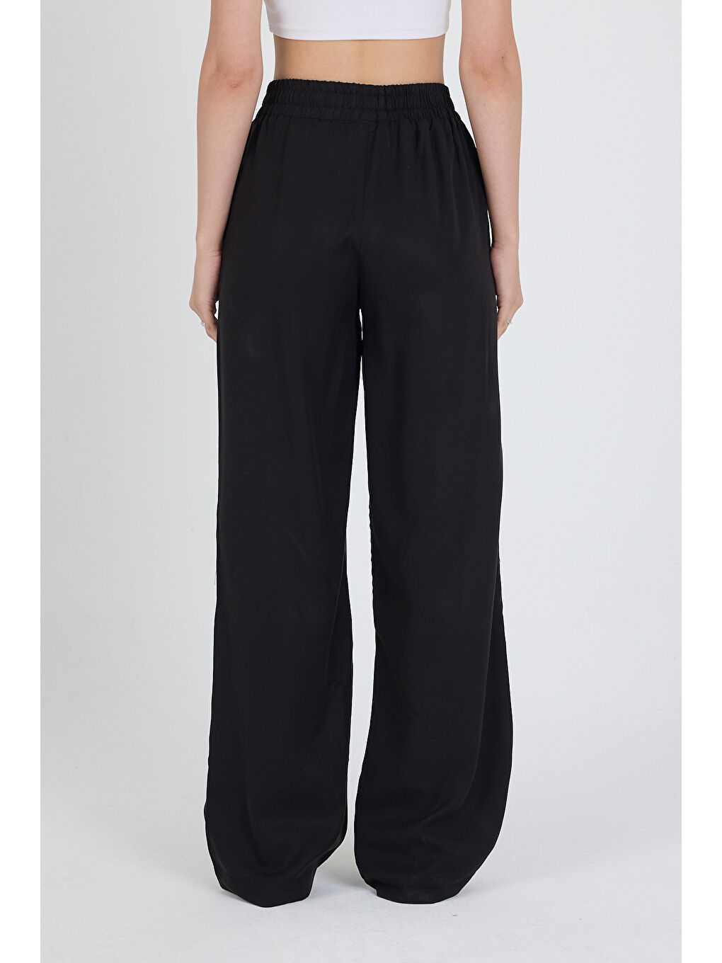 Siyah Beli Lastikli Bol Paça Keten Kadın Pantolon 1460-2