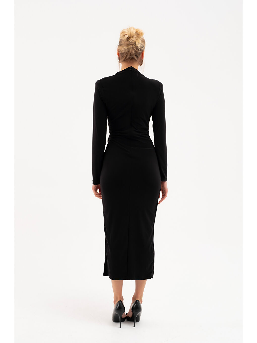 Kadın Siyah Aksesuar Detay Midi Elbise-5