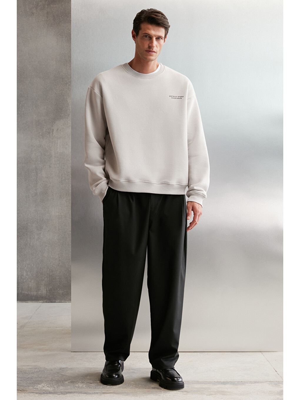 Bryan Erkek Yumuşacık Kumaşlı 3 İplik Oversize Bol Kesim Yuvarlak Yakalı Baskılı Gri Sweatshirt-1