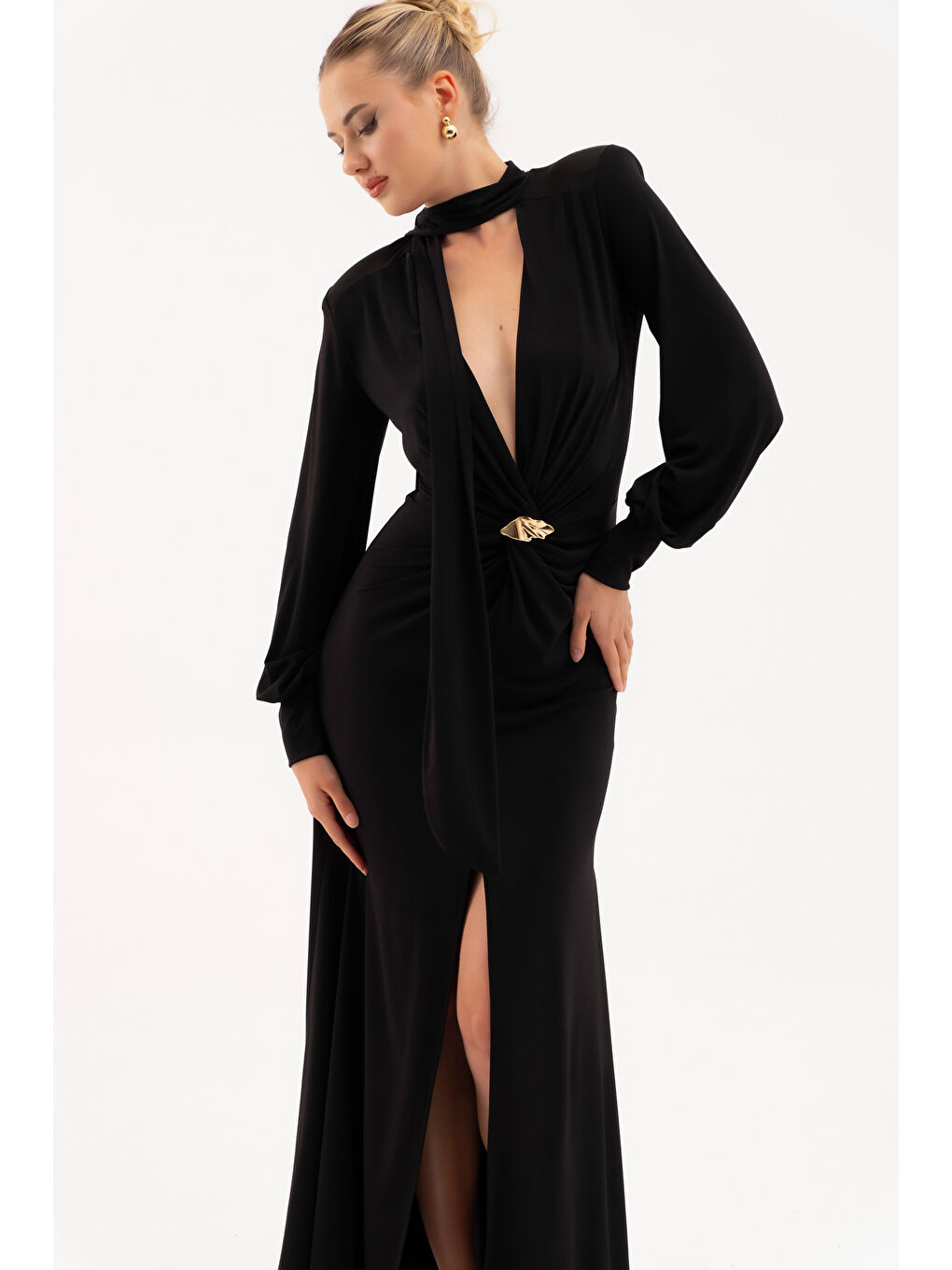 Kadın Siyah Şal Yaka Ön Düğüm Tokalı Uzun Elbise-2