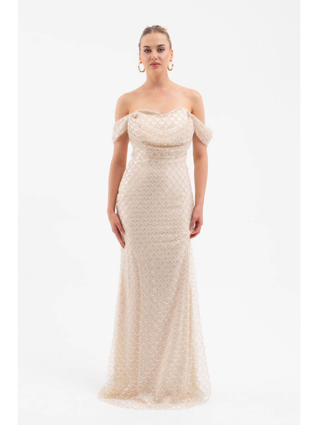 Kadın Bej Madonna Yaka Boncuklu Uzun Abiye Elbise-1