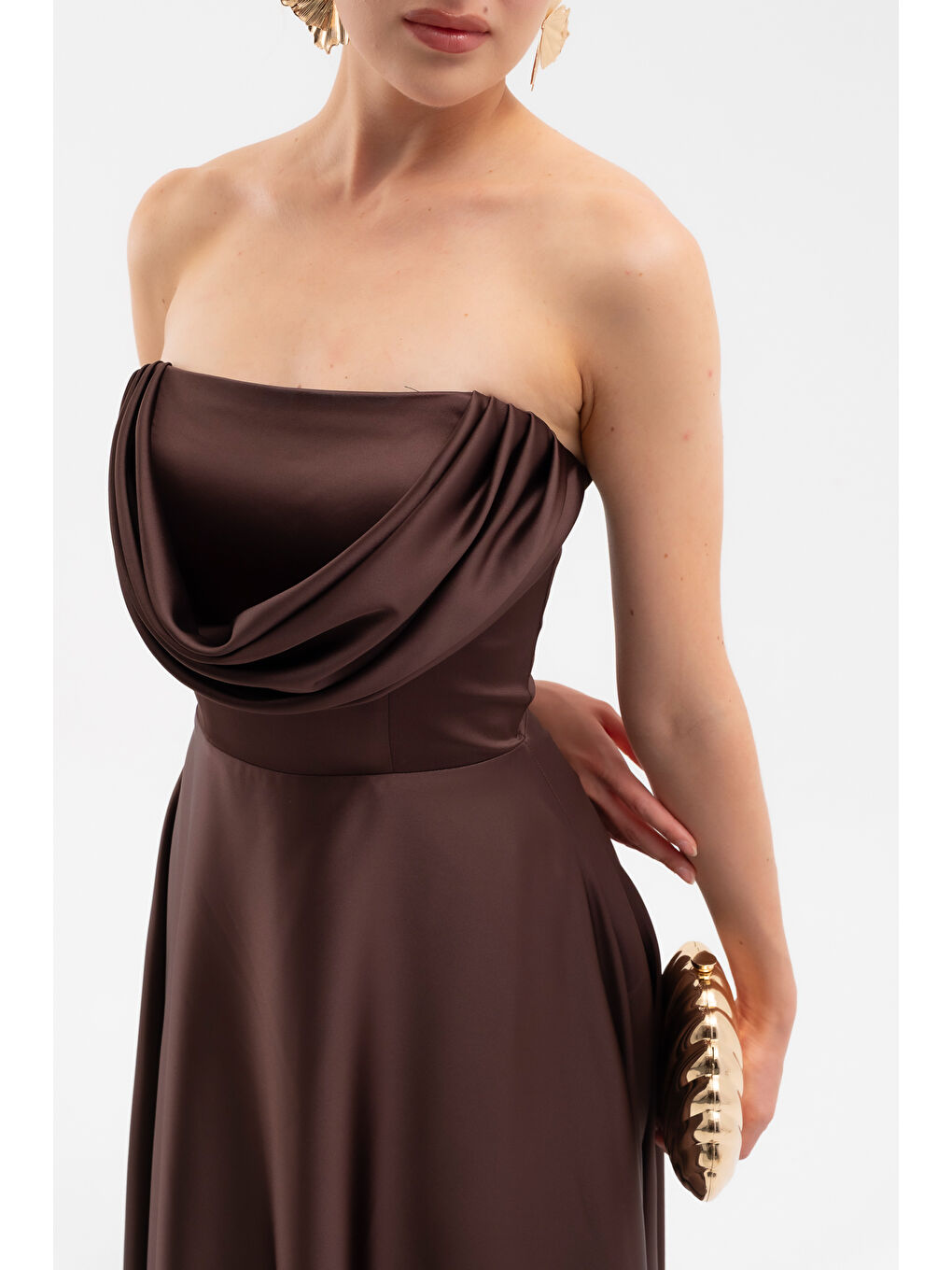 Kadın Kahverengi Degaje Yaka Uzun Straplez Abiye-4