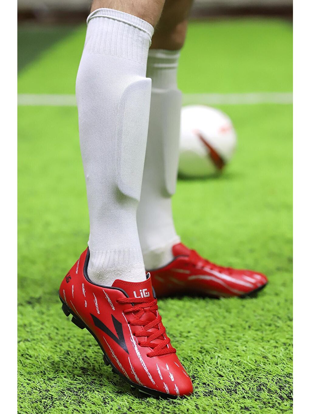 Kırmızı Latmos KM Krampon Çim Saha Erkek Futbol Ayakkabı