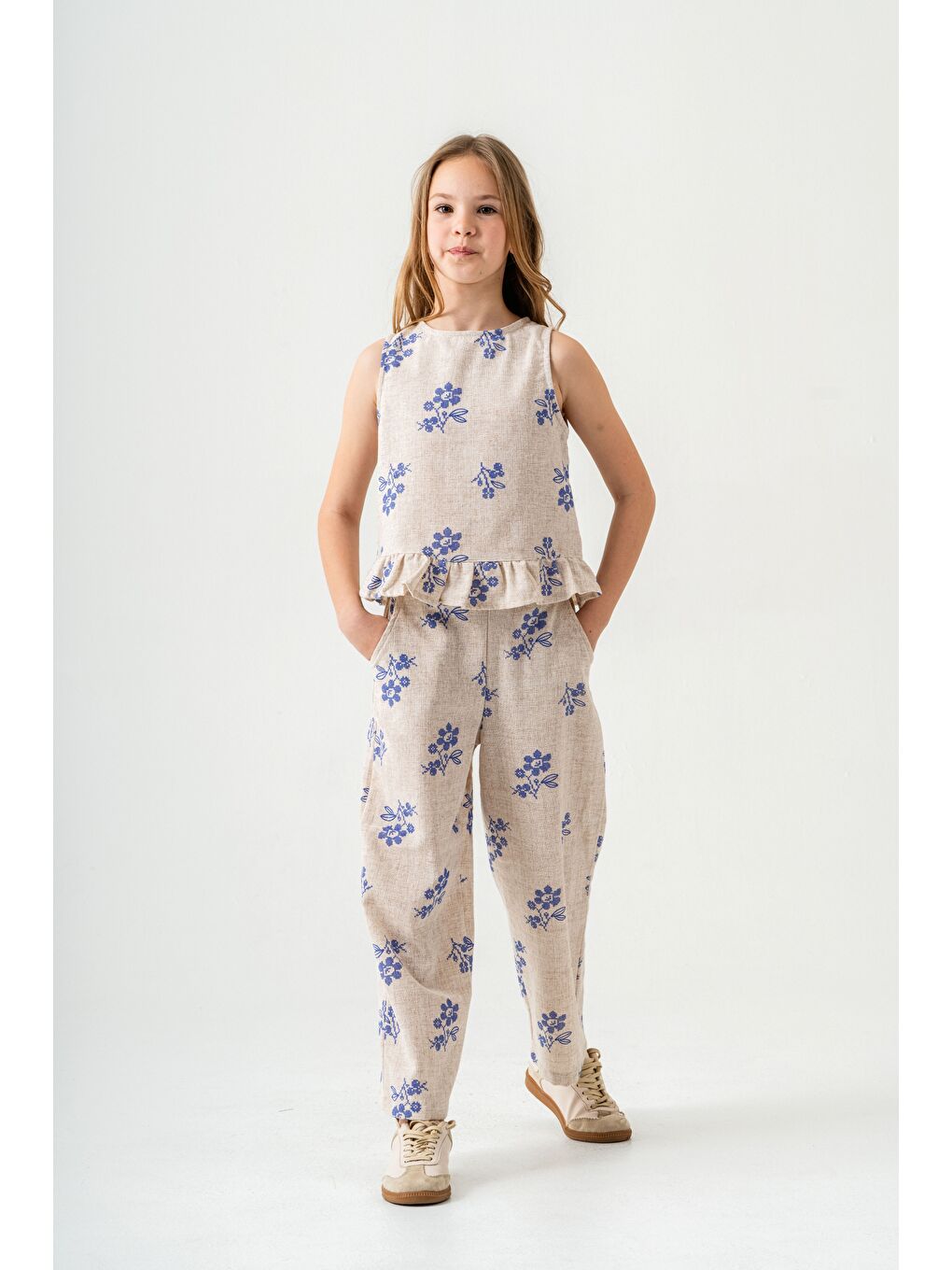 Gri Kız Çocuk Kolsuz Keten Takım 2-9 Yaş-1