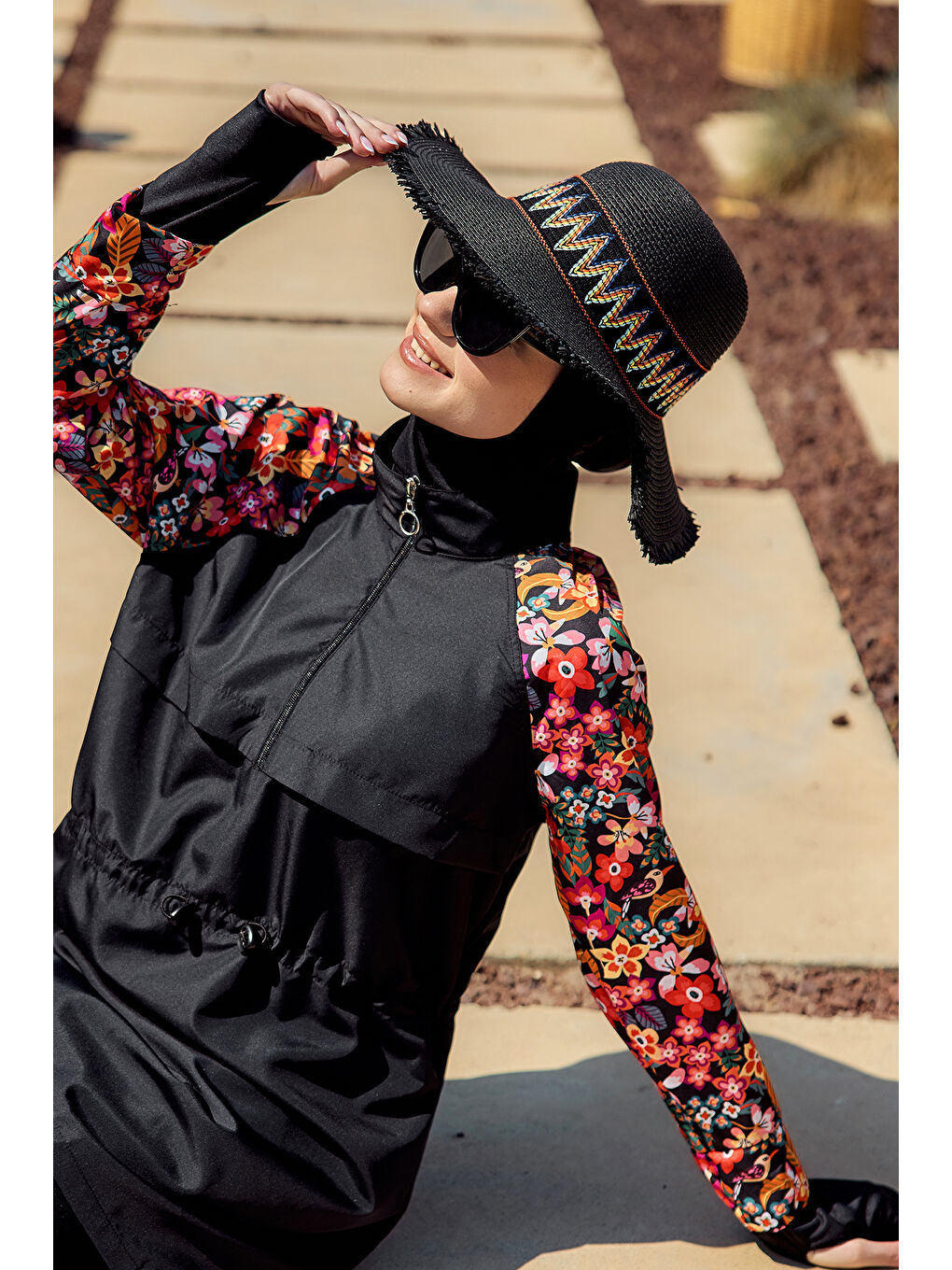 Kenarları Püsküllü Zigzag Şerit Detaylı Hasır Şapka Plaj Şapkası RŞ-2101 Siyah-2