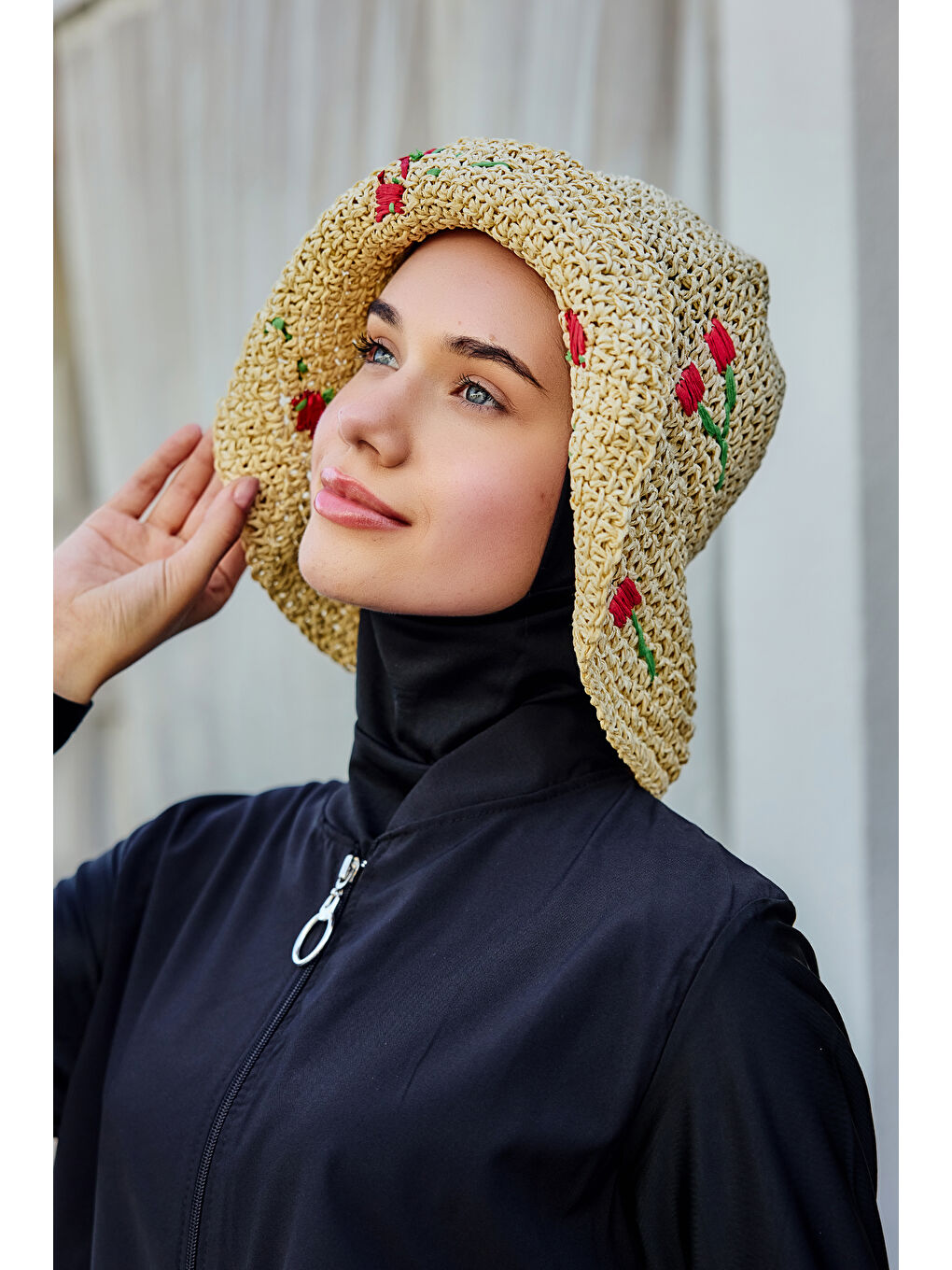 Kiraz Detaylı El Örgü Hasır Şapka Plaj Şapkası RŞ-2098 Bej-1