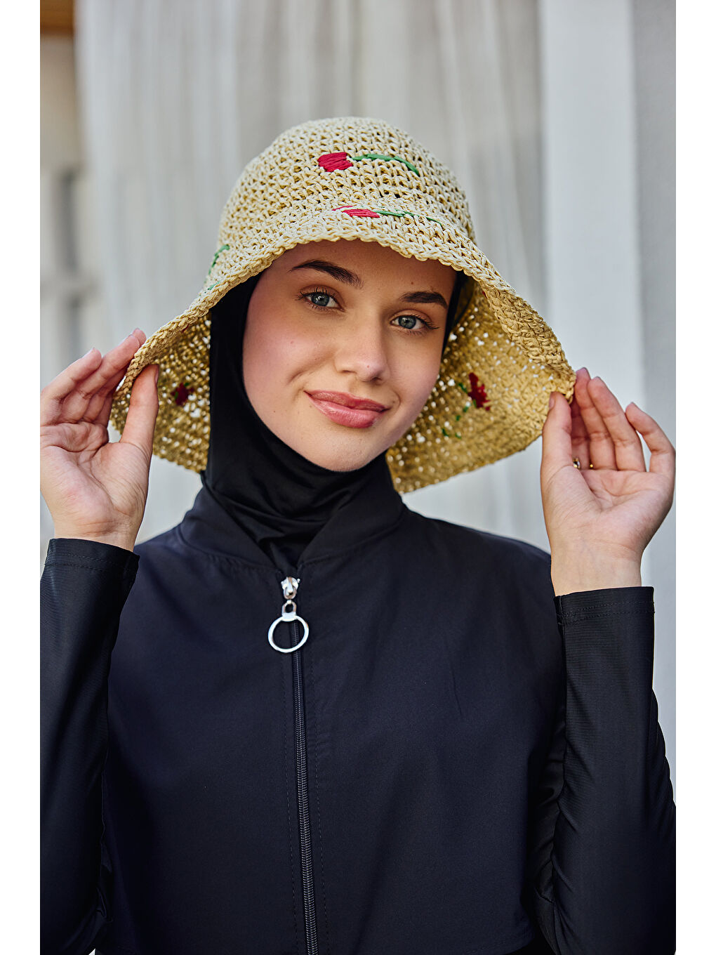 Kiraz Detaylı El Örgü Hasır Şapka Plaj Şapkası RŞ-2098 Bej-2