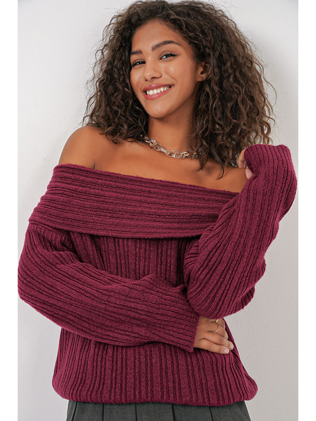 15908 Kadın Açık Omuz Oversize Triko Kazak - Bordo