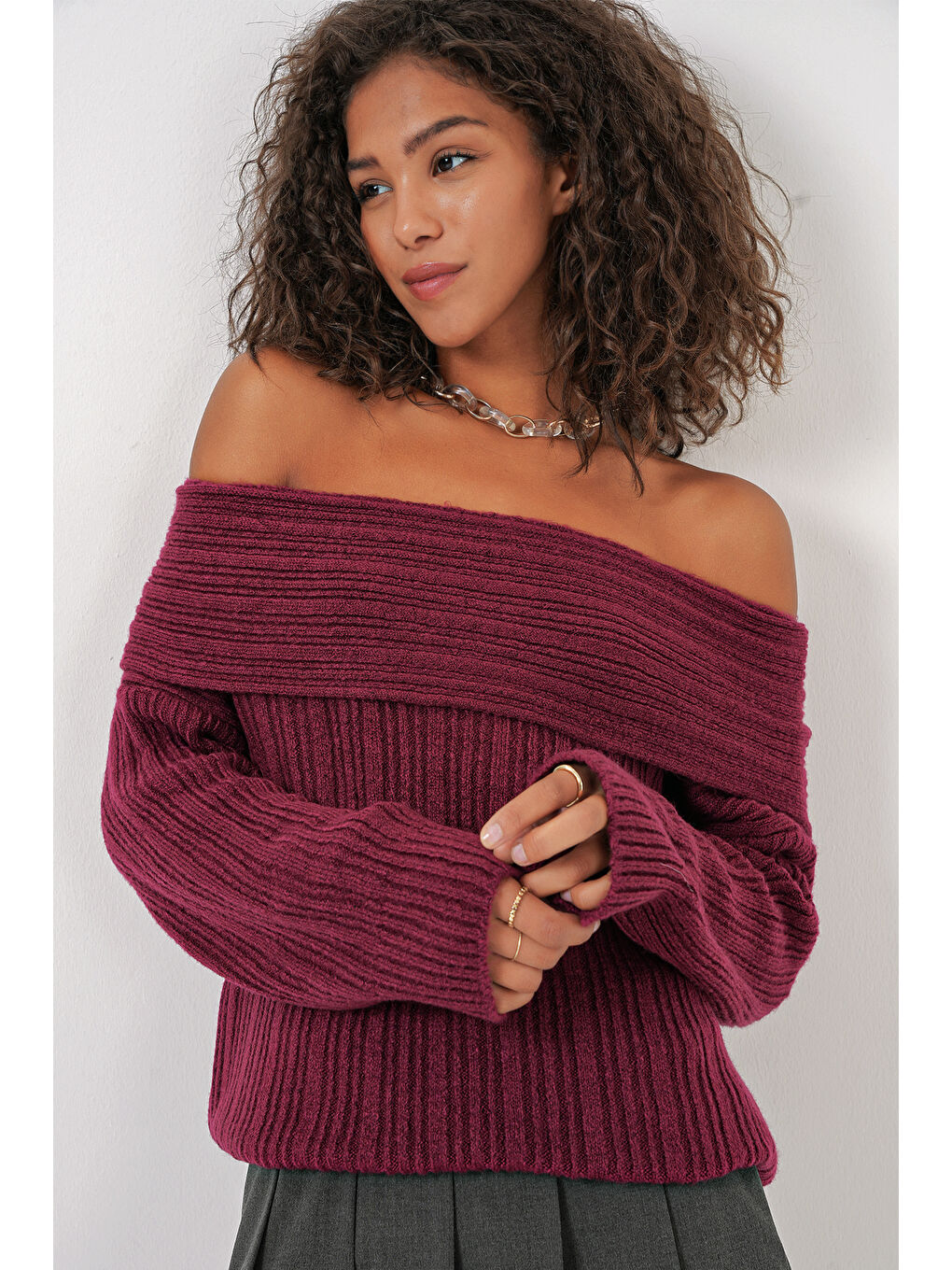 15908 Kadın Açık Omuz Oversize Triko Kazak - Bordo-2