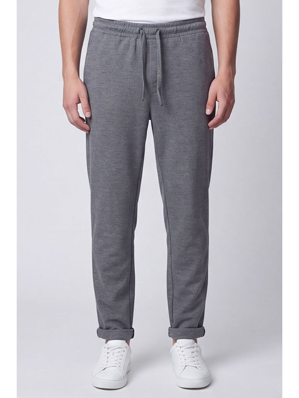 Giotelli Erkek Gri Dar Kesim Slim Fit Viskon Dokuma Yan Cep Lastikli Bel Pantolon