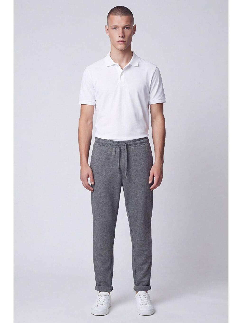 Giotelli Erkek Gri Dar Kesim Slim Fit Viskon Dokuma Yan Cep Lastikli Bel Pantolon-1