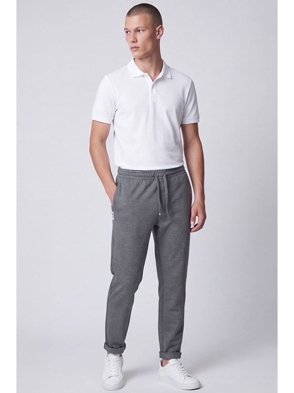 Giotelli Erkek Gri Dar Kesim Slim Fit Viskon Dokuma Yan Cep Lastikli Bel Pantolon-3