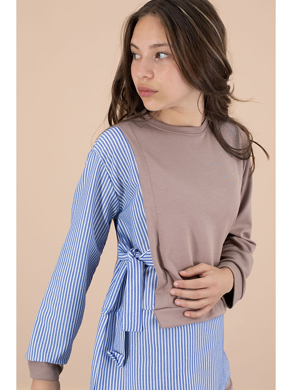 Mavi Çizgi Desenli Taş Detaylı Bluzlu Kız Çocuk Kuşaklı Pantolonlu 2li Takım 20661-3