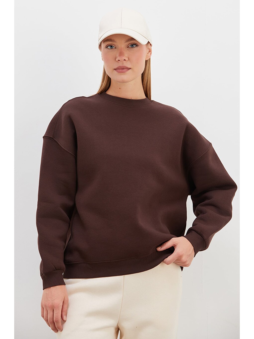 Kahverengi 3 İplik Basic Bisiklet Yaka Oversize Sweatshirt