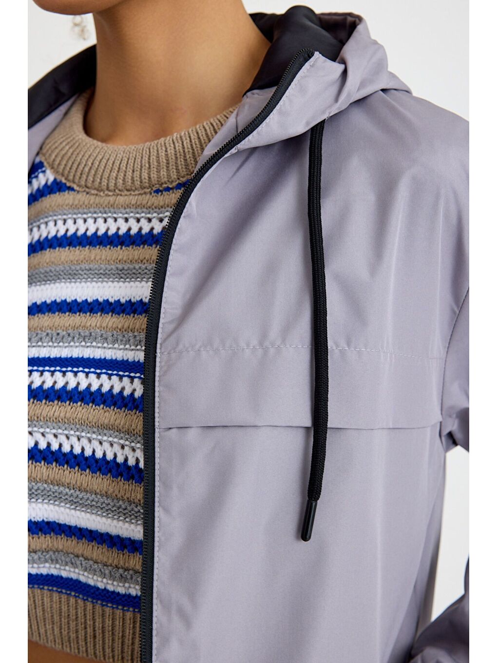 Kadın Astarlı Kapüşonlu Gri Rüzgarlık & Yağmurluk-2