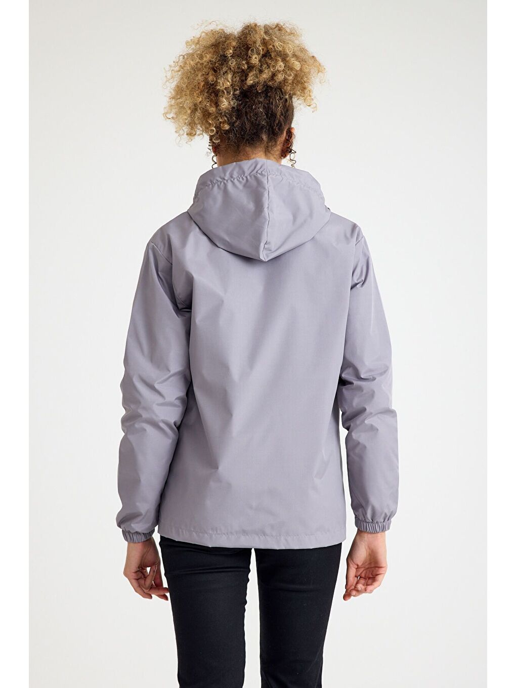 Kadın Astarlı Kapüşonlu Gri Rüzgarlık & Yağmurluk-4