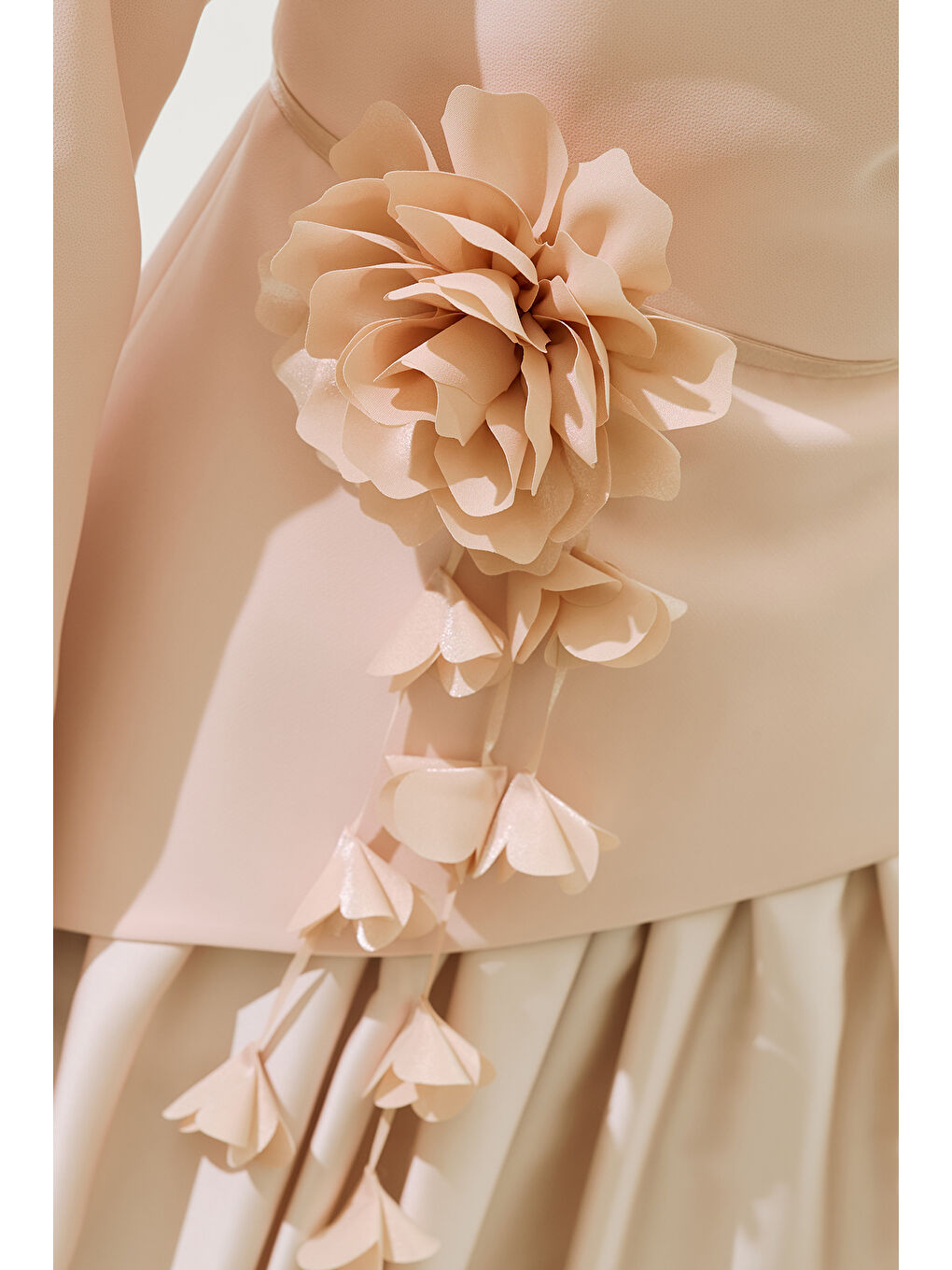 Pembe Çiçek Salkımlı Kemer Pudra-3