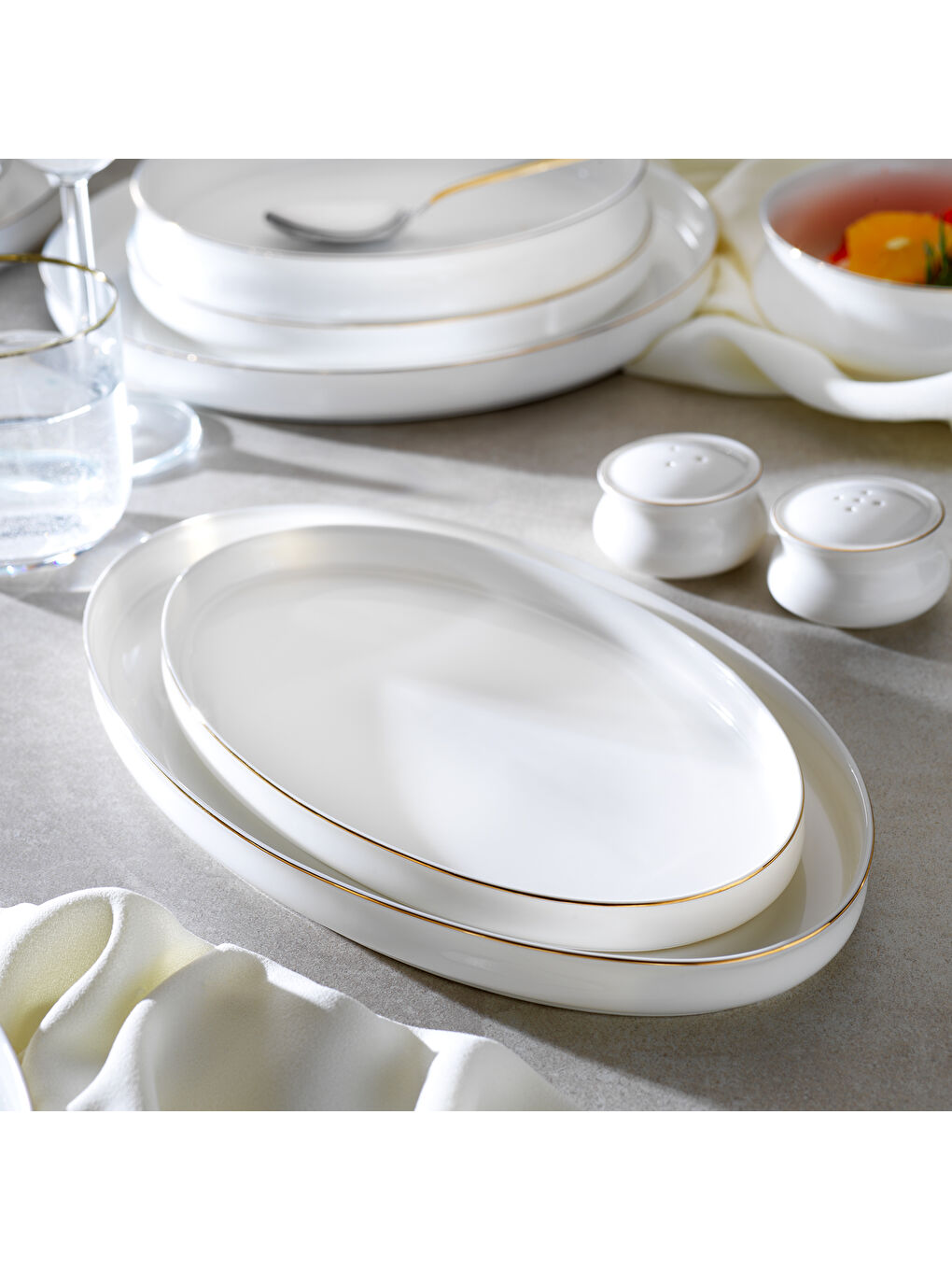 Beyaz Superfine Bone Lumiere Yemek Takımı 56 Parça-Gold-2