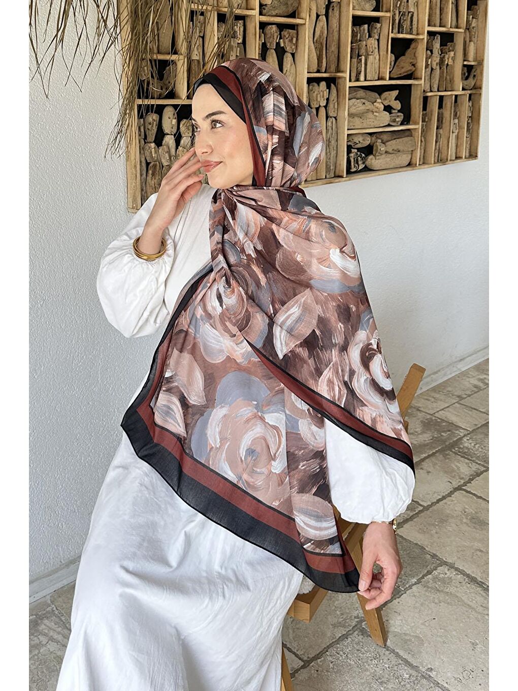 Çiçek Desen Pamuk Şal Siyah Kahverengi-3