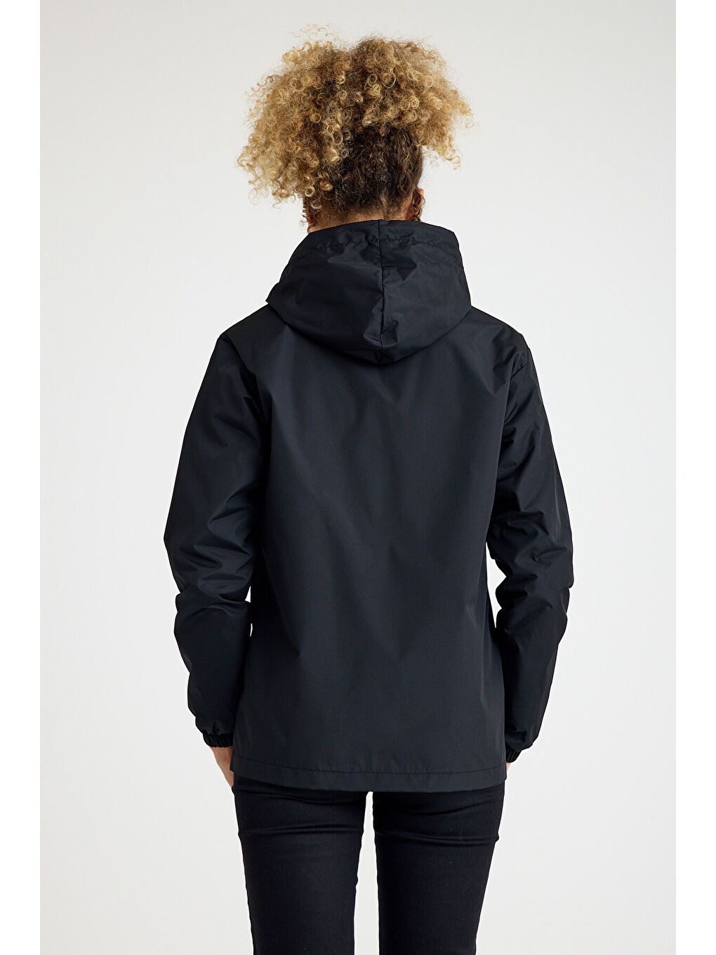 Kadın Astarlı Kapüşonlu Siyah Rüzgarlık & Yağmurluk-5