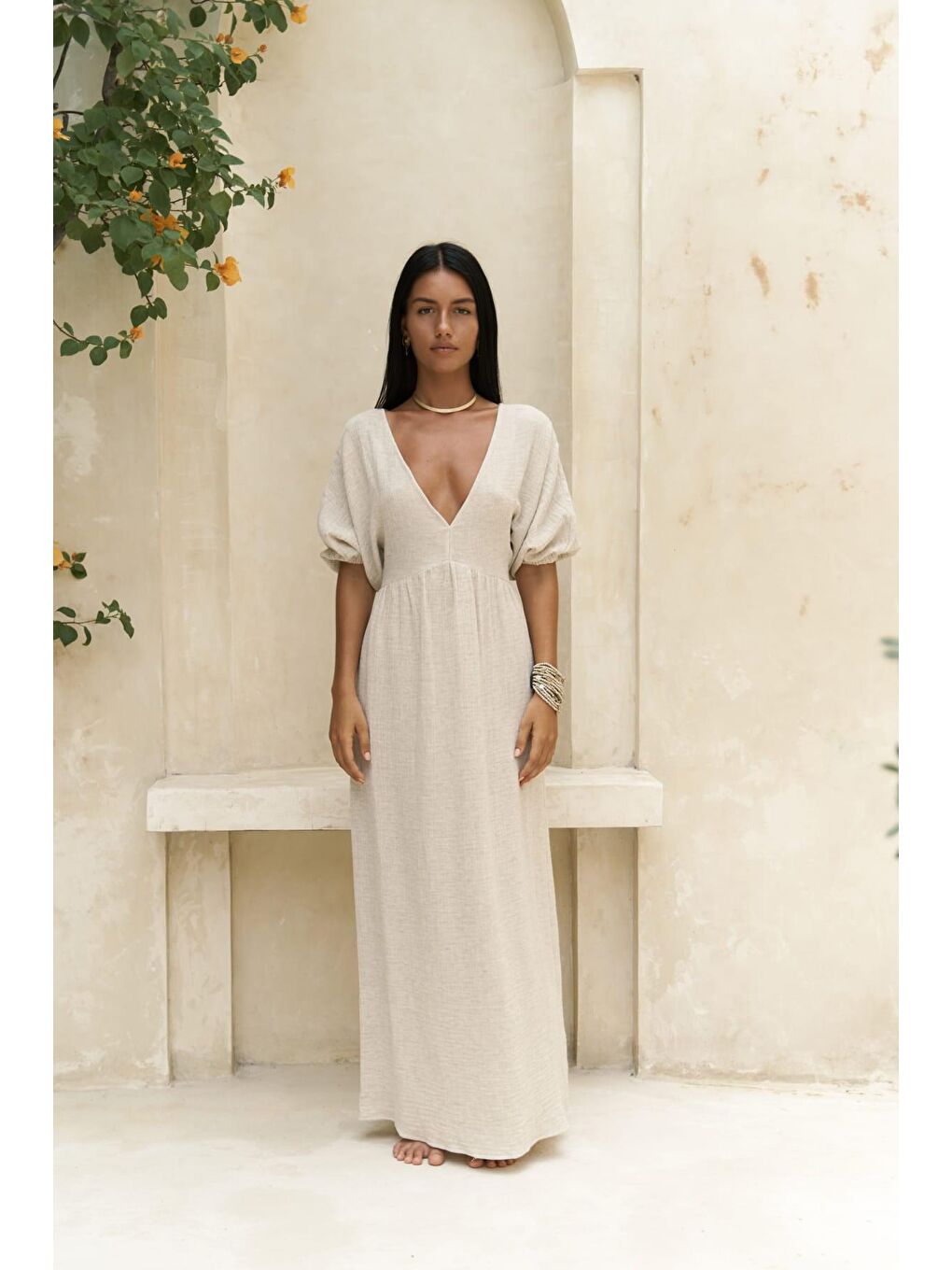 Habire Sırt Dekolteli Bej Elbise-1