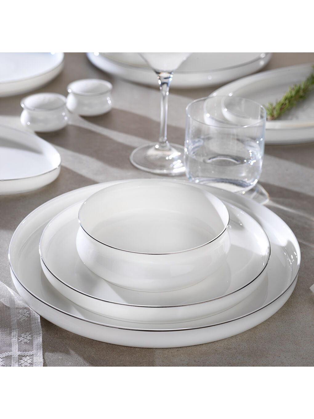 Beyaz Superfine Bone Lumiere Yemek Takımı 56 Parça-Platin-1