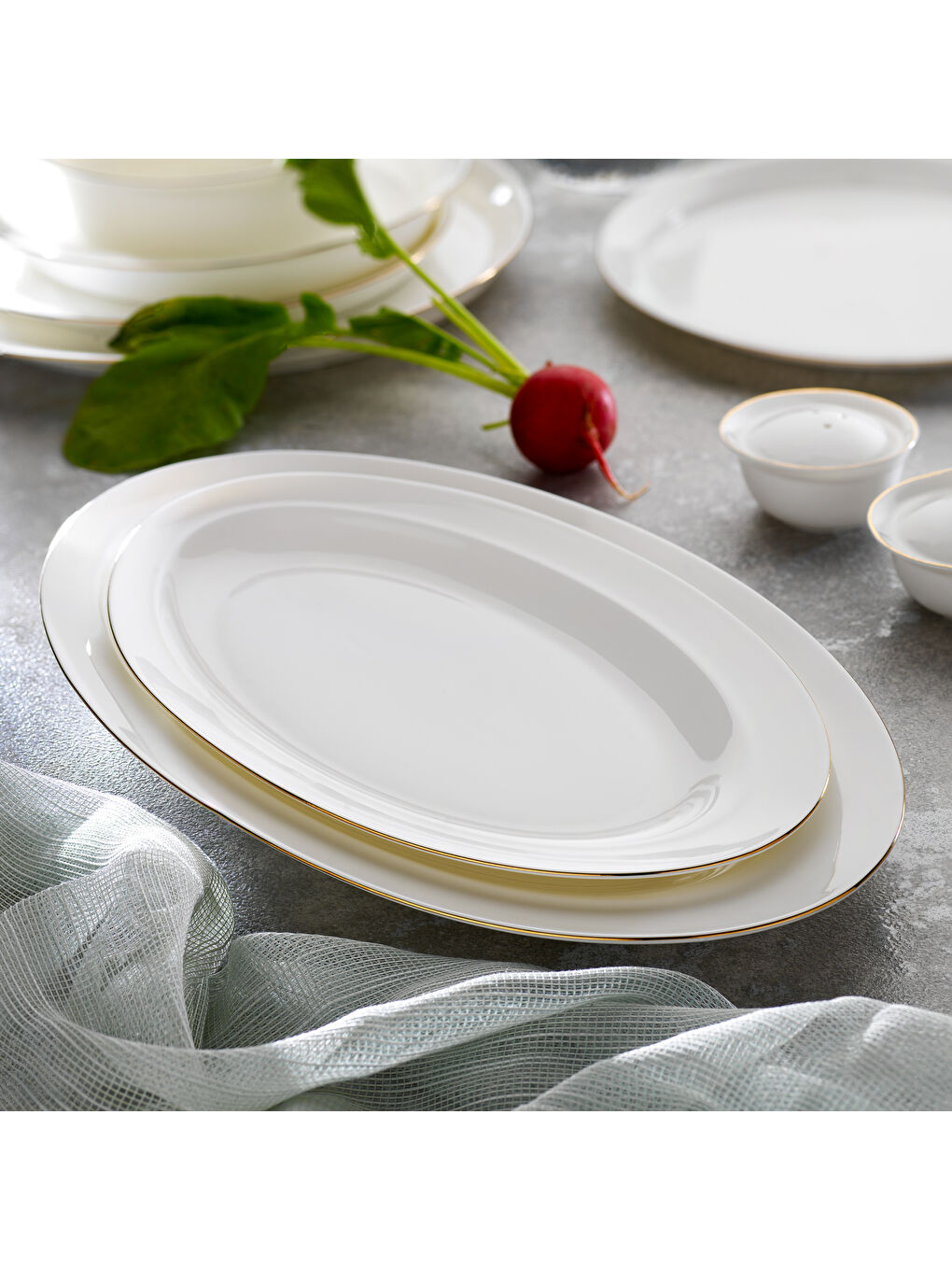 Beyaz Superfine Bone Lux Yemek Takımı 56 Parça-Gold-2