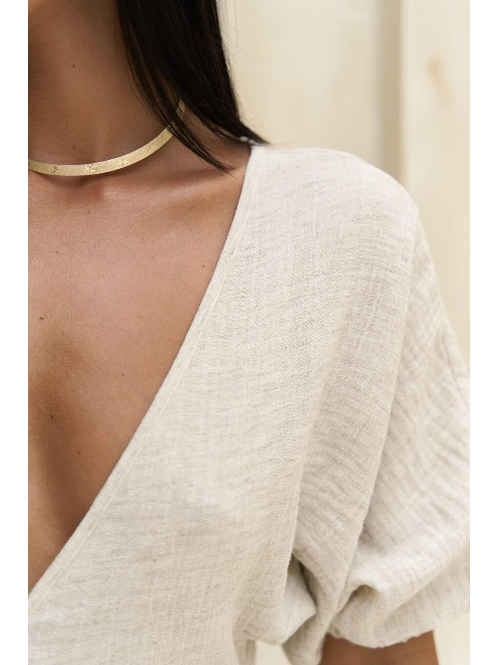 Habire Sırt Dekolteli Bej Elbise-6