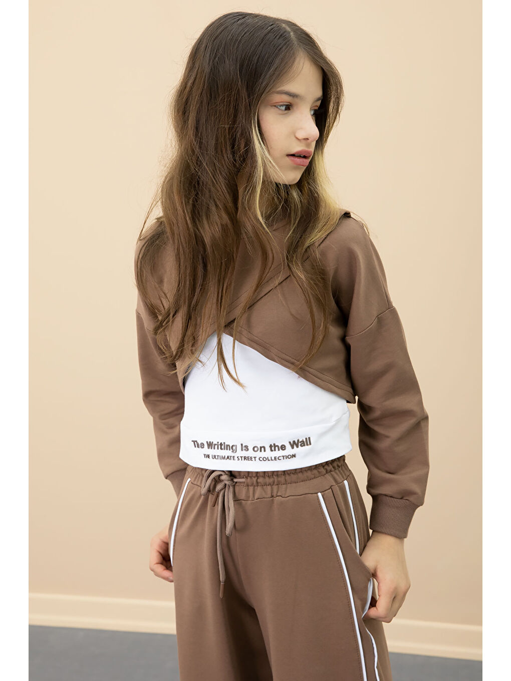 Kahverengi Kahve Şerit Detaylı Geniş Paça Croplu Kız Çocuk 3'lü Takım 20702-4