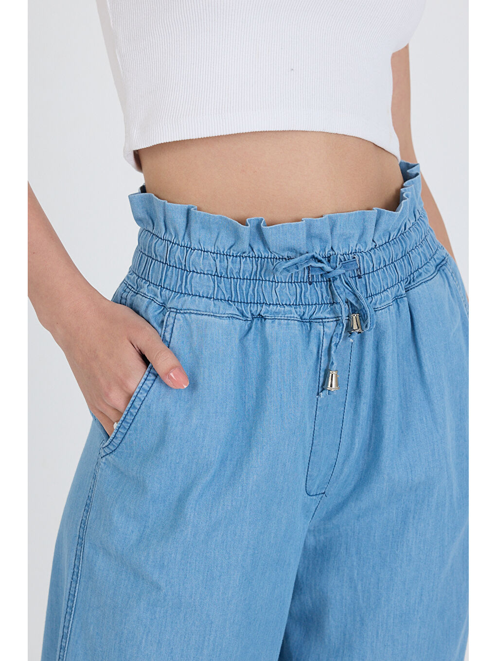 Mavi Beli Lastikli Bol Paça Cepli %100 Pamuk  Kadın Jean  Pantolon 5031-4