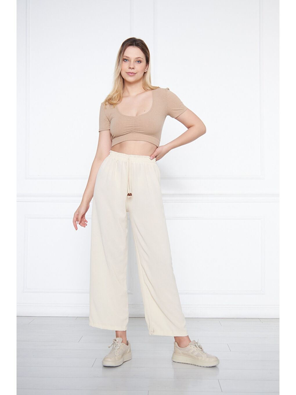 Ekru Kadın Aerobin Geniş Paça Palazzo Bel Lastikli Pantolon-2