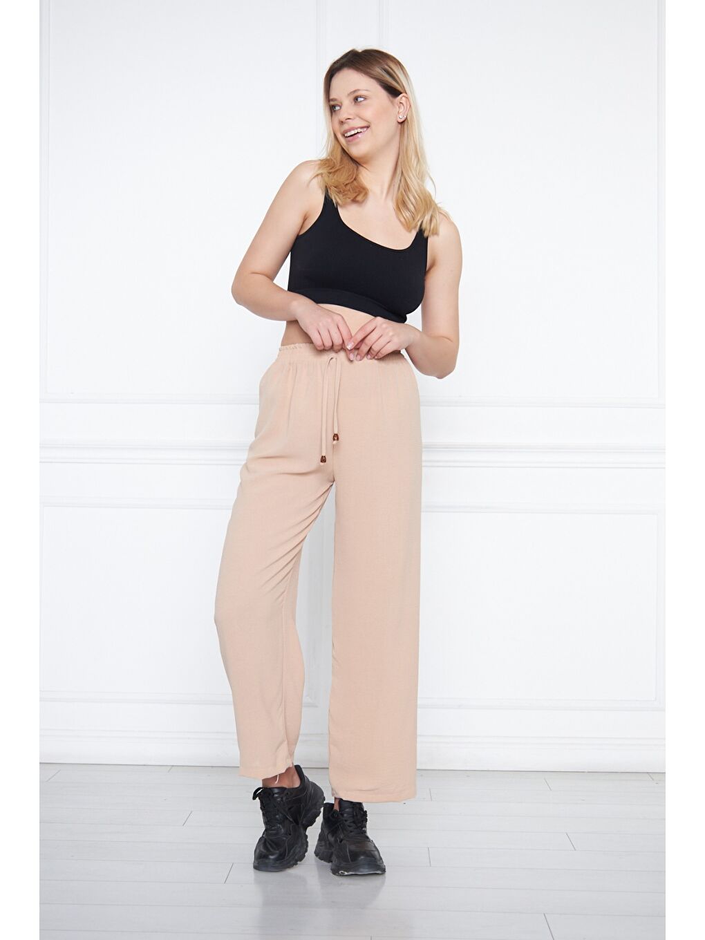 Ekru Kadın Aerobin Geniş Paça Palazzo Bel Lastikli Pantolon-2