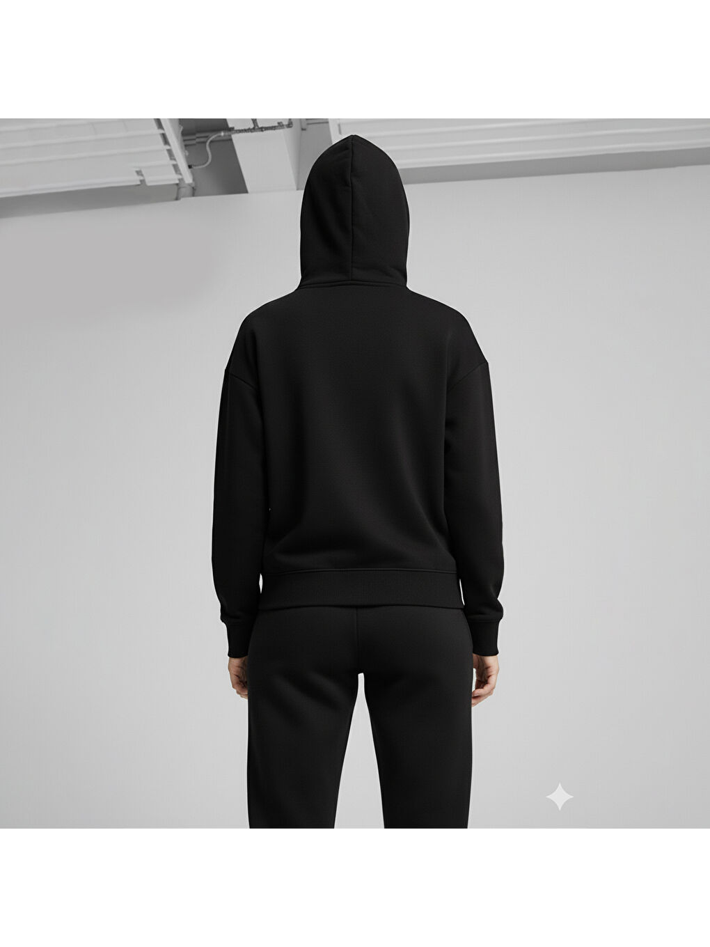 Essentials Small No.1 Logo Kadın Siyah Kapüşonlu Sweatshirt-1