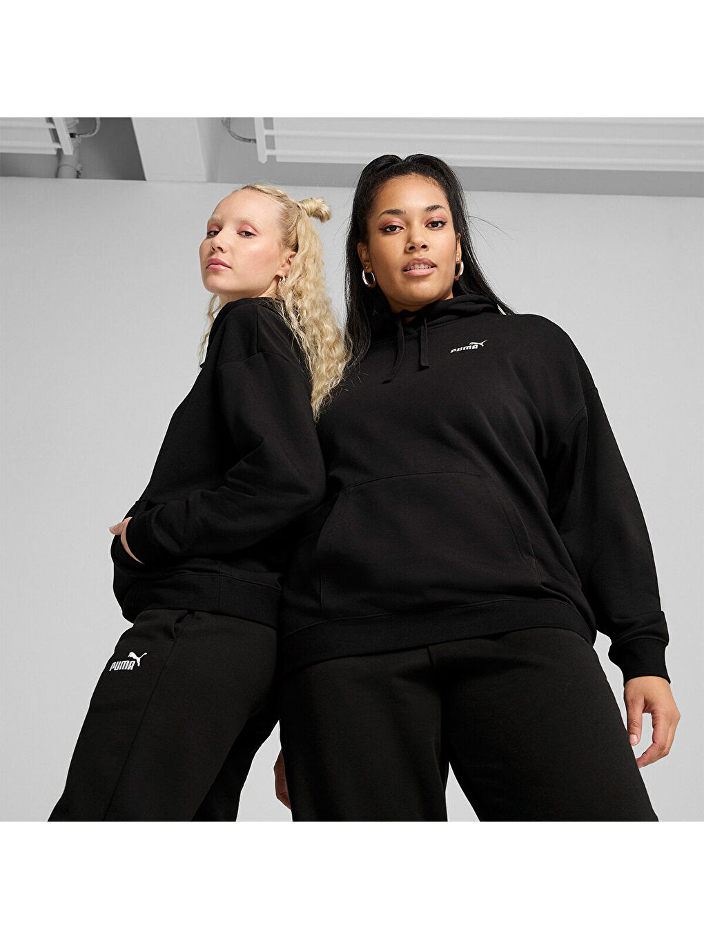 Essentials Small No.1 Logo Kadın Siyah Kapüşonlu Sweatshirt-3