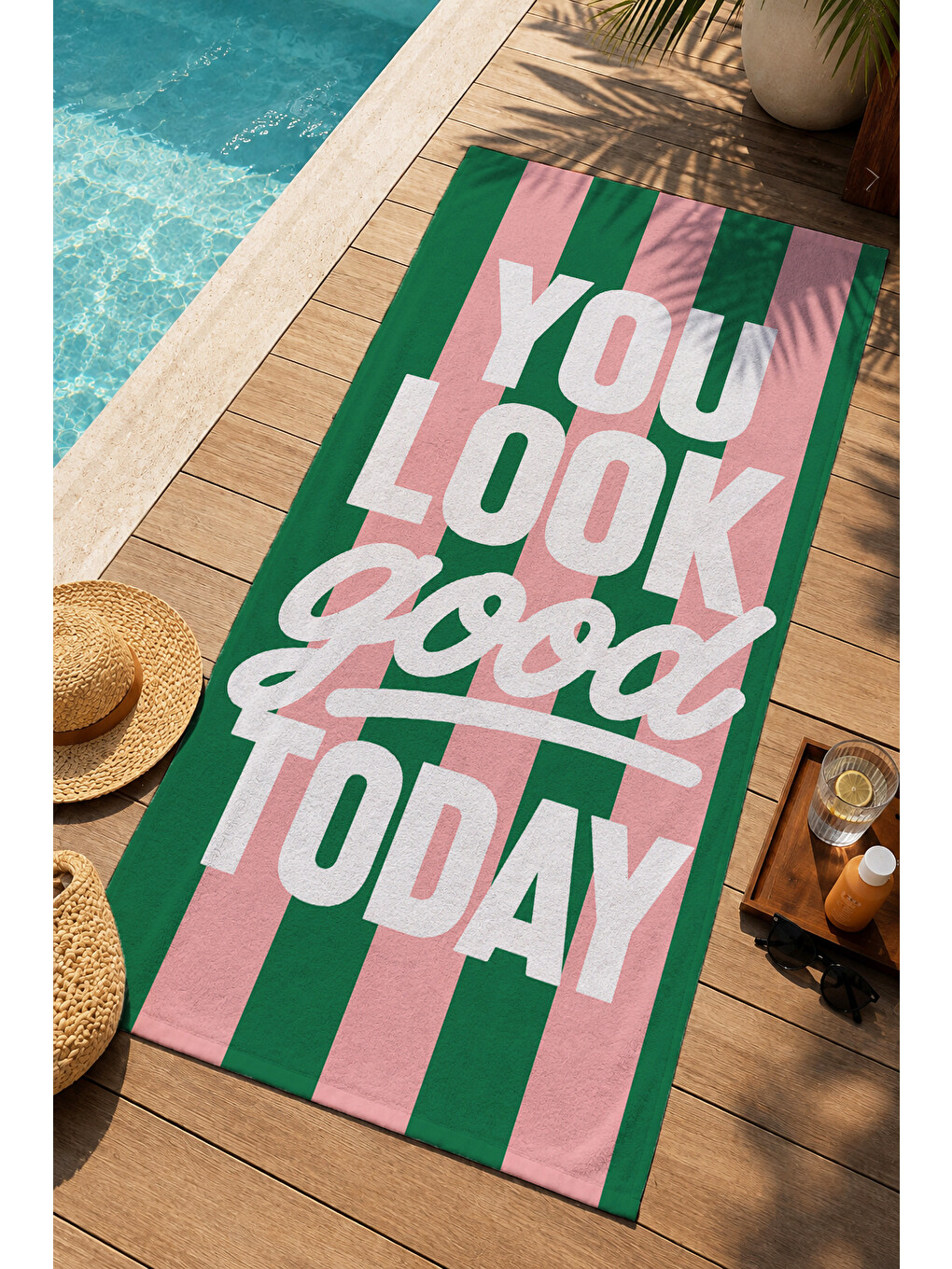 Pembe Pop Art You Look Good Today Çizgili Desenli 70x150 Plaj Havlusu - Dijital Baskılı Banyo Havlusu-1