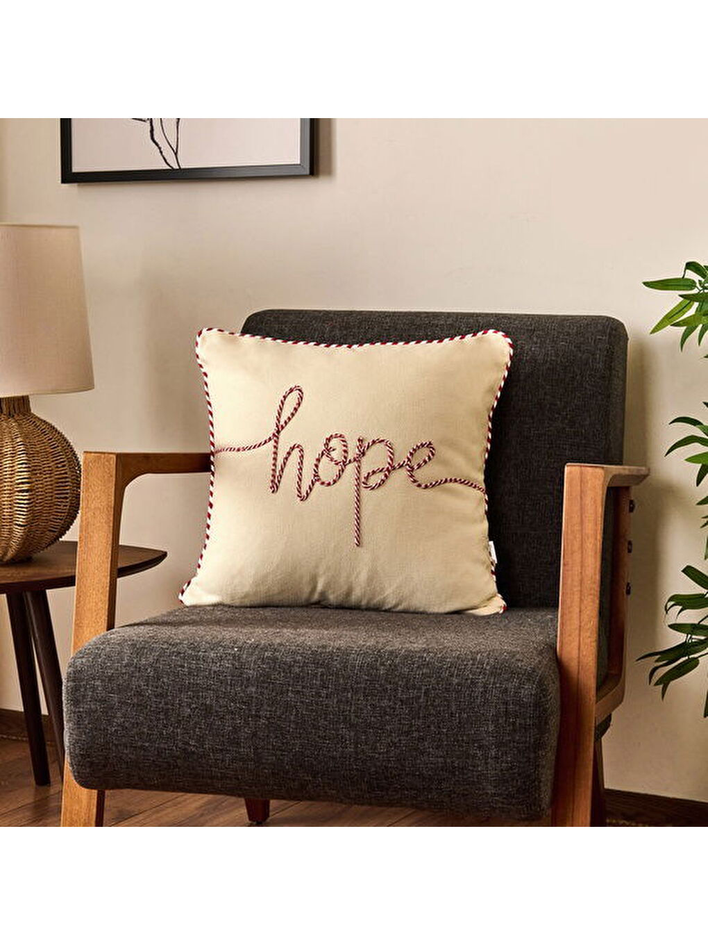 Soft Hope Kırlent - Ekru - 42x42 cm