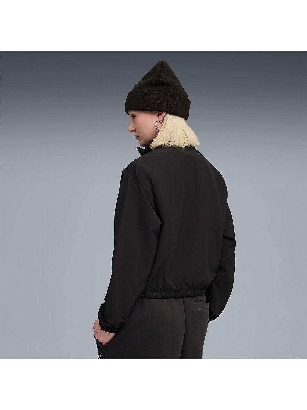 Her Woven Kadın Siyah Klasik Yaka Sweatshirt-1