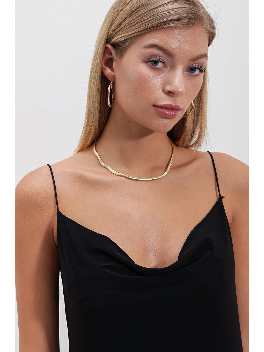 Siyah İp Askılı Sandy ELBİSE-2