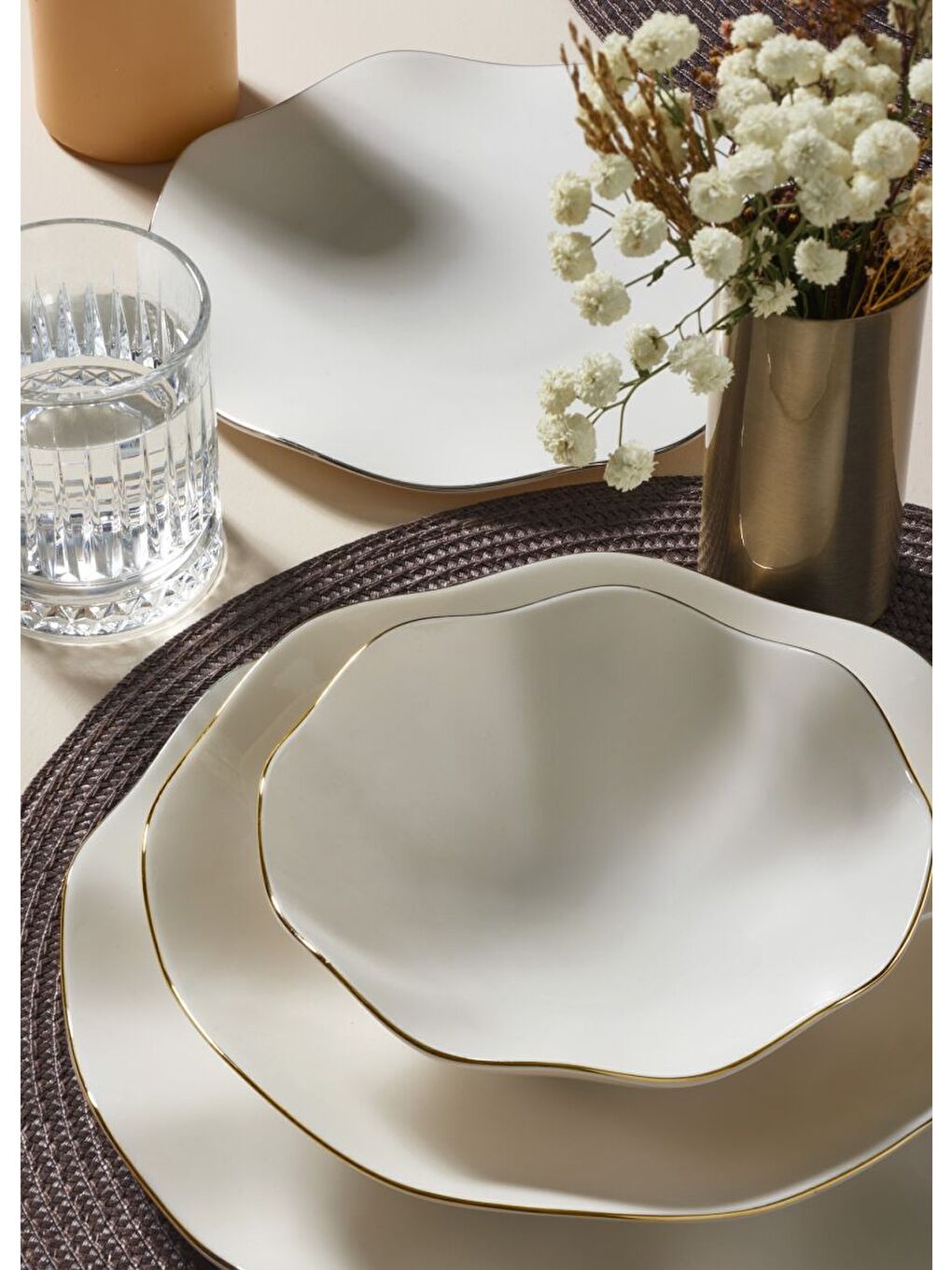 Ekru Nesrin 26 Parça 6 Kişilik Yemek Takımı Altın Yaldız 20-1