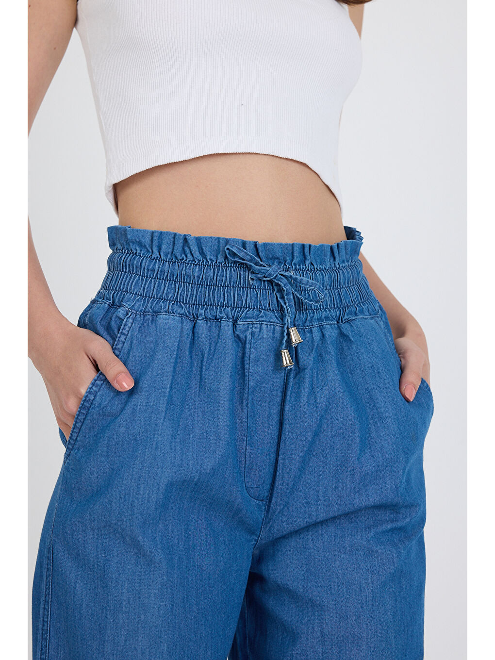 Mavi Beli Lastikli Bol Paça Cepli %100 Pamuk  Kadın Jean  Pantolon 5031-4