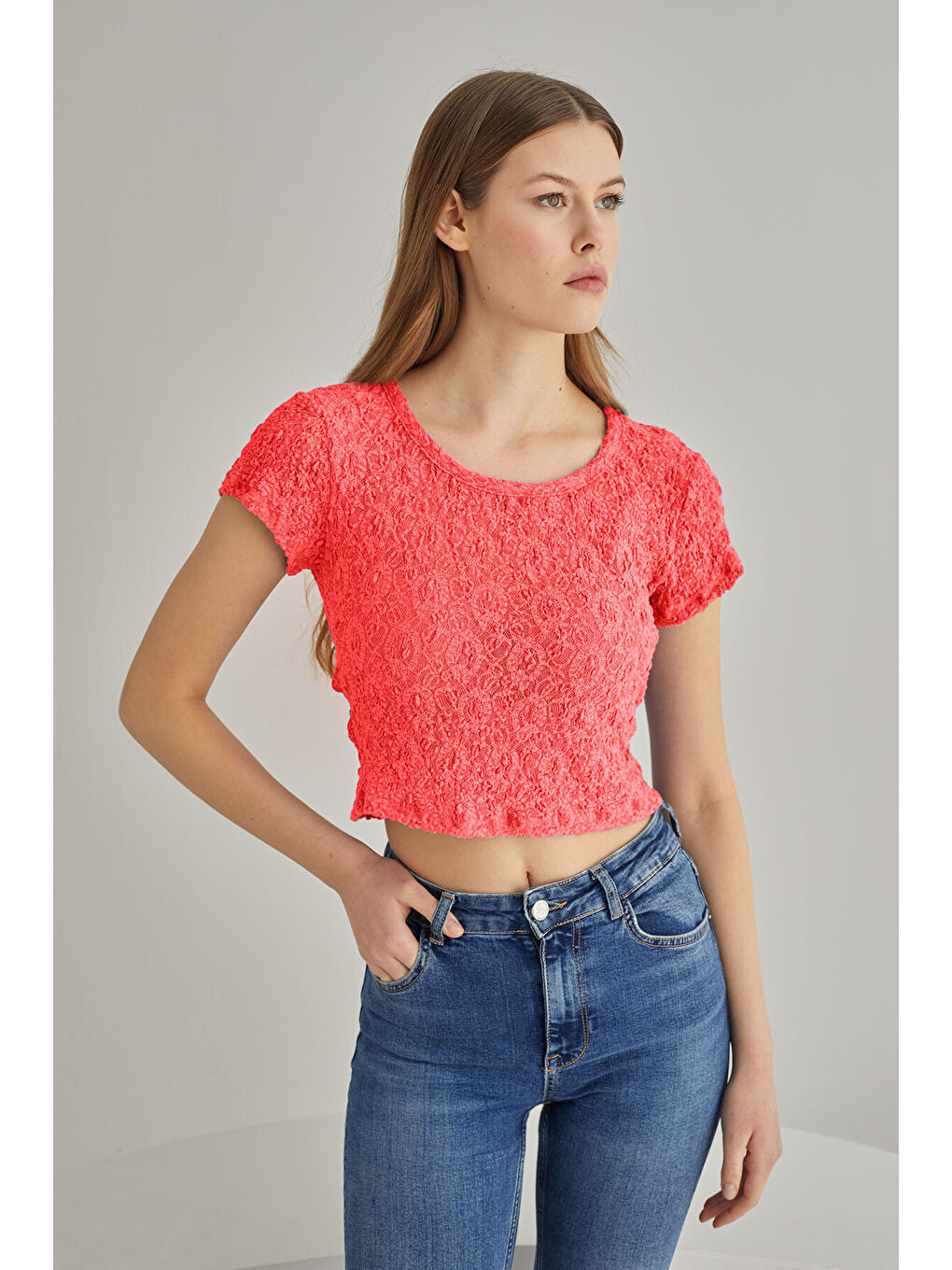 Kırmızı Nar Çiçeği Dantel İşlemeli Sütyenli Crop-1