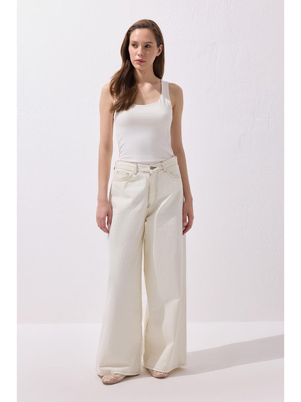 Dökümlü Bol Jean Pantolon Ekru