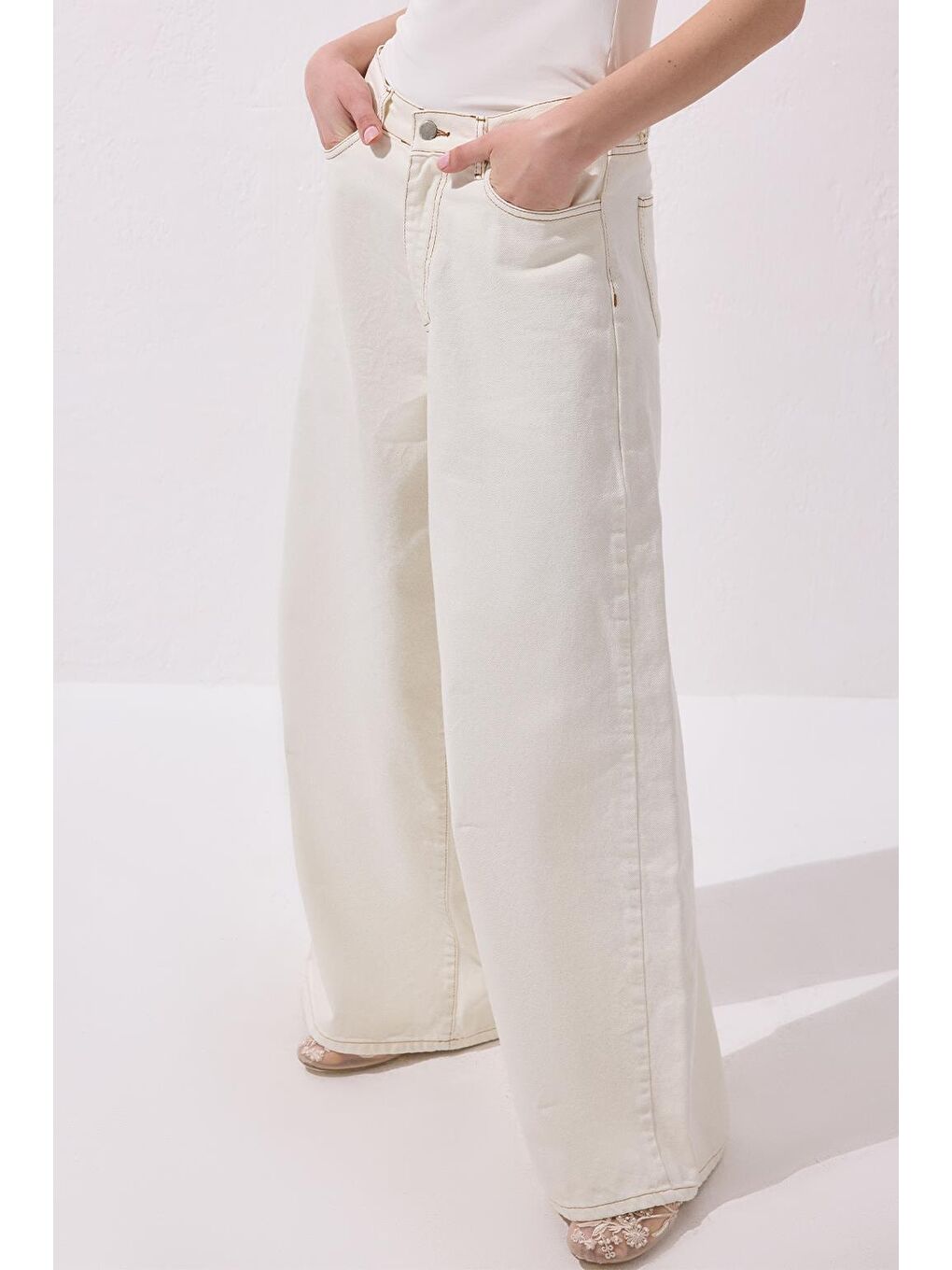 Dökümlü Bol Jean Pantolon Ekru-3