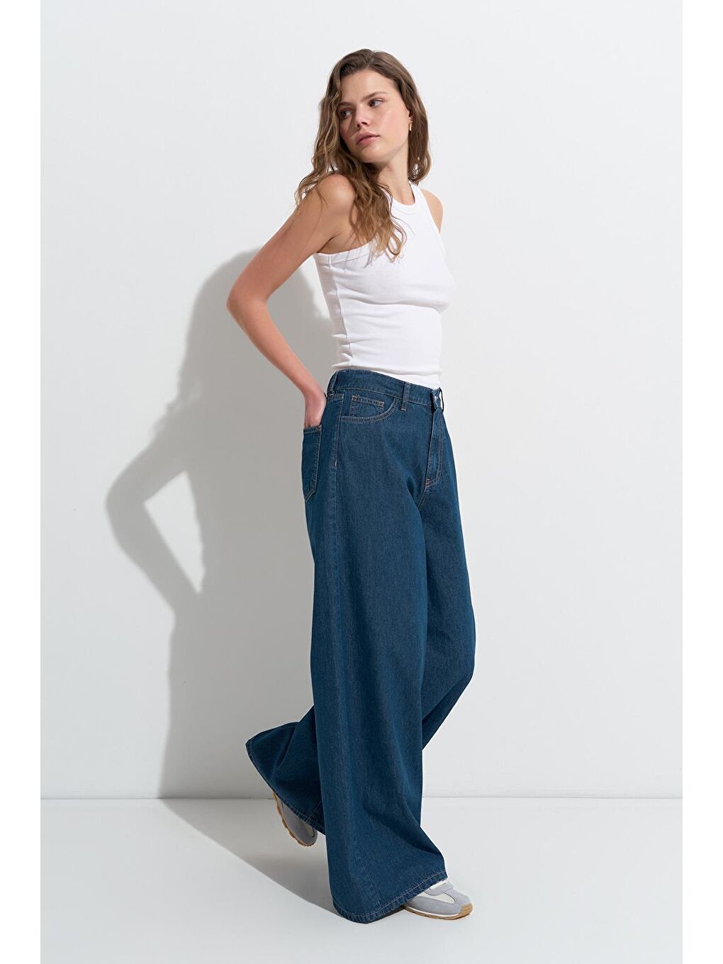 Dökümlü Bol Jean Pantolon Koyu Mavi-4