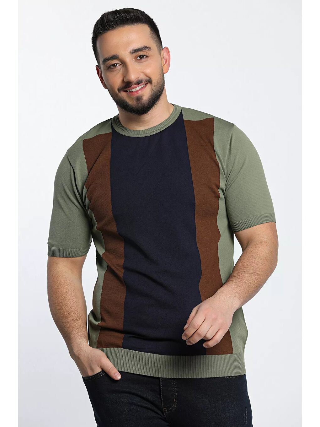 Lacivert Renk Garnili Bisiklet Yaka Erkek Tişört-1