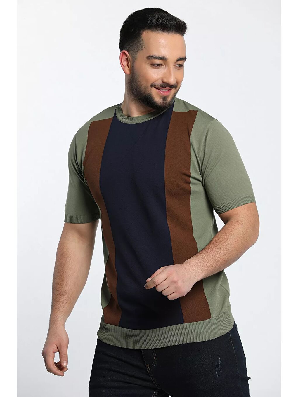 Lacivert Renk Garnili Bisiklet Yaka Erkek Tişört-3