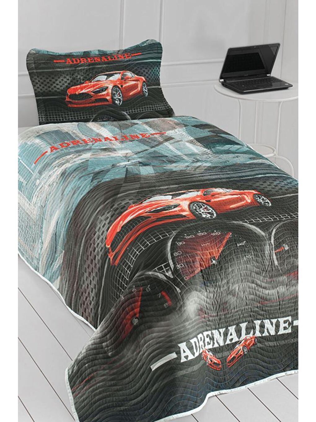 Adrenaline Genç ve Çocuk Baskılı Tek Kişilik Yatak Örtüsü Kırmızı-1